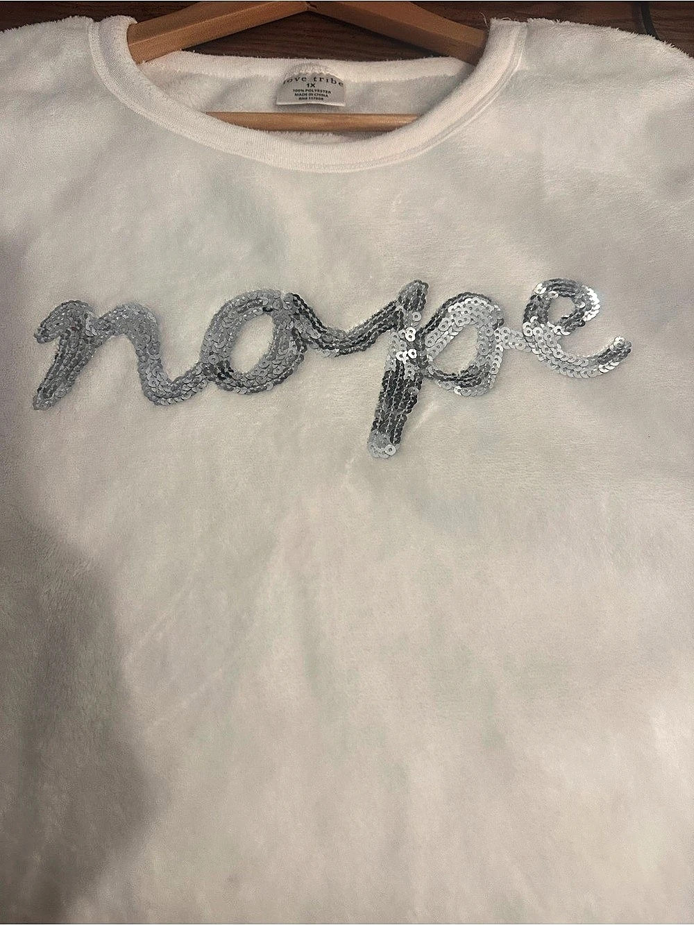 Love Tribe Women’s 1X White Plush Fuzzy Sweatshirt Silver Sequin “Nope” Pullover
